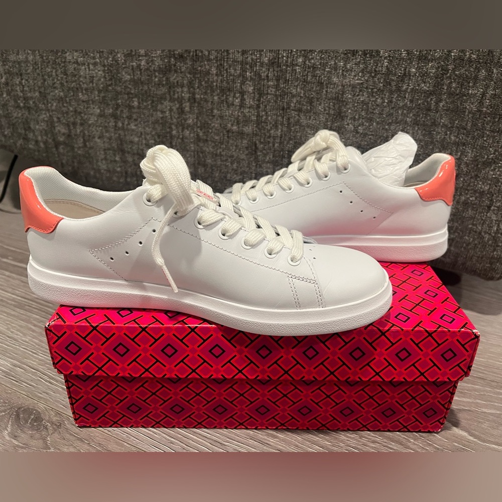 Tory Burch Sneakers